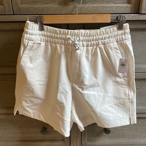 NWT Old Navy women’s shorts. High-Waisted, Water-Resistant. 4.5” inseam.